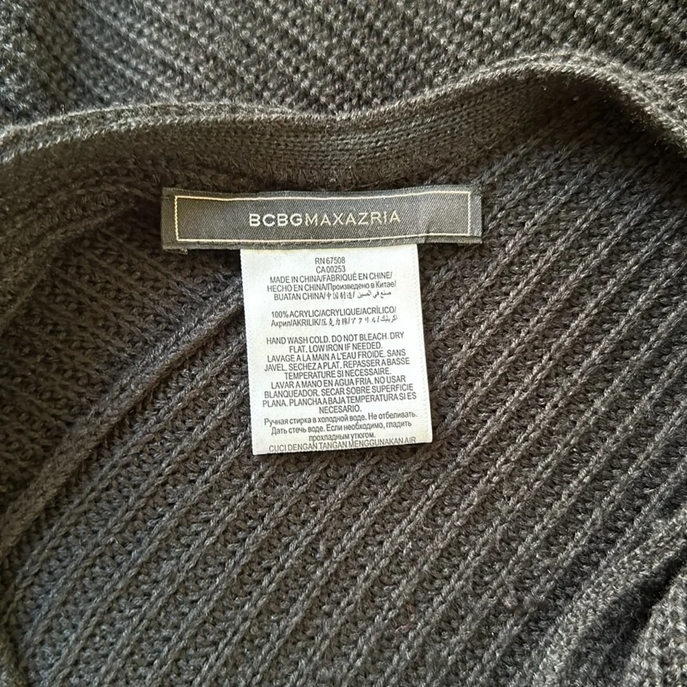 BCBGMAXAZRIA Womens Fringe Poncho in Black - Picture 9 of 9